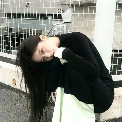 财富、年轻和美貌